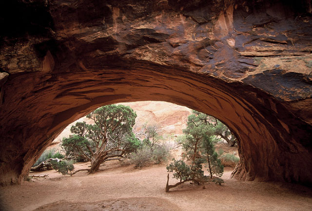 http://www.spruance.com/Arches-National-Park-Moab-UT.jpg
