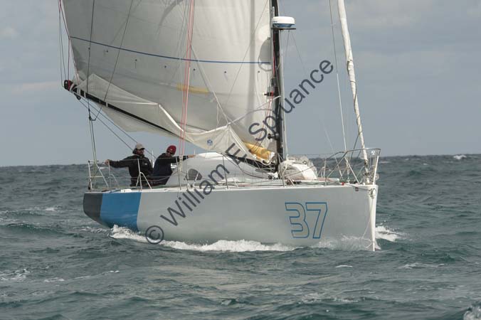 MB09-U5B8546