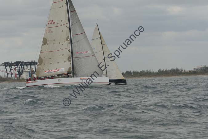 MB09-U5B8627