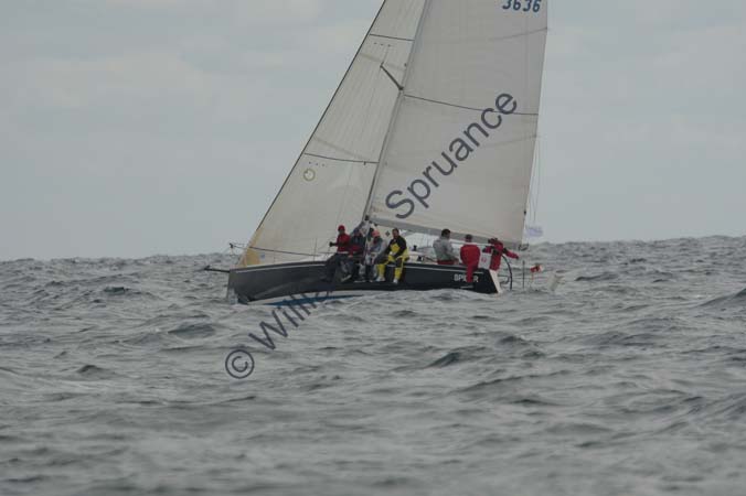 MB09-U5B8648
