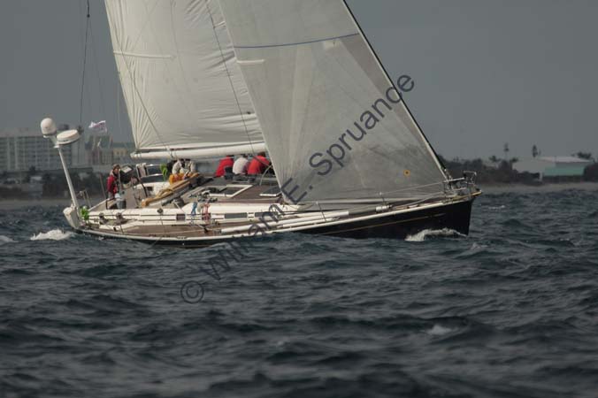 MB09-U5B8680