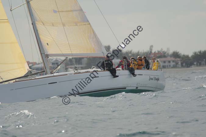 MB09-U5B8685