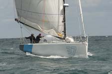 MB09-U5B8546