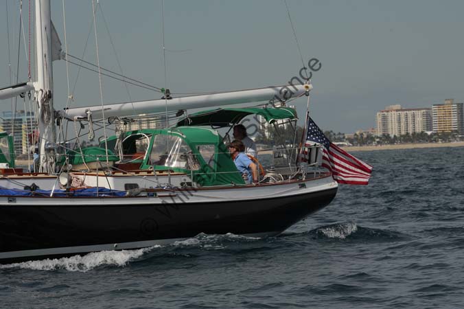6U5B4130