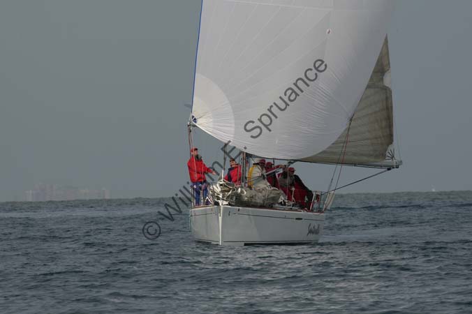 6U5B4235