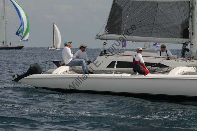 6U5B4320