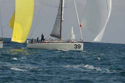 9U5B2312