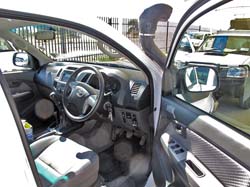 006c-Toyota Hilux Interior-70D2-0794
