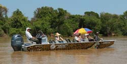 275 Jaguar Camo Boat 70D3422