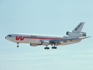 Commercial Airliner